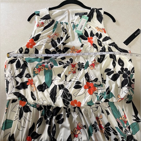 Floral Midi Dress in Black and White - Picture 14 of 15